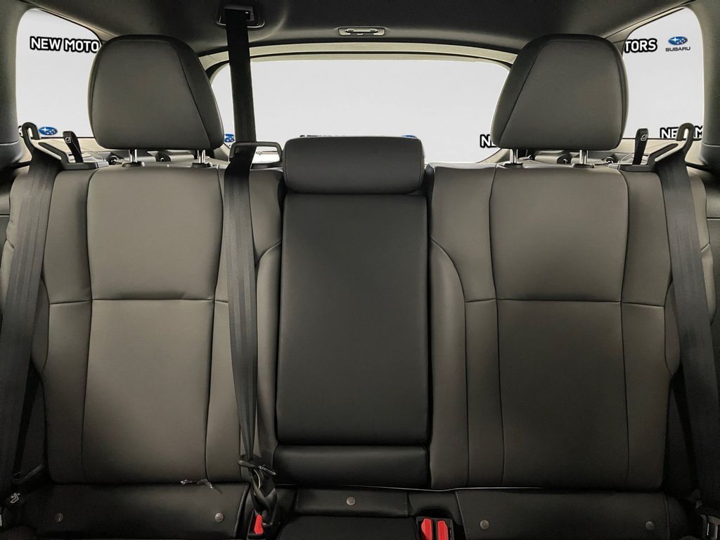 2026 Subaru Outback photo 14 of 16