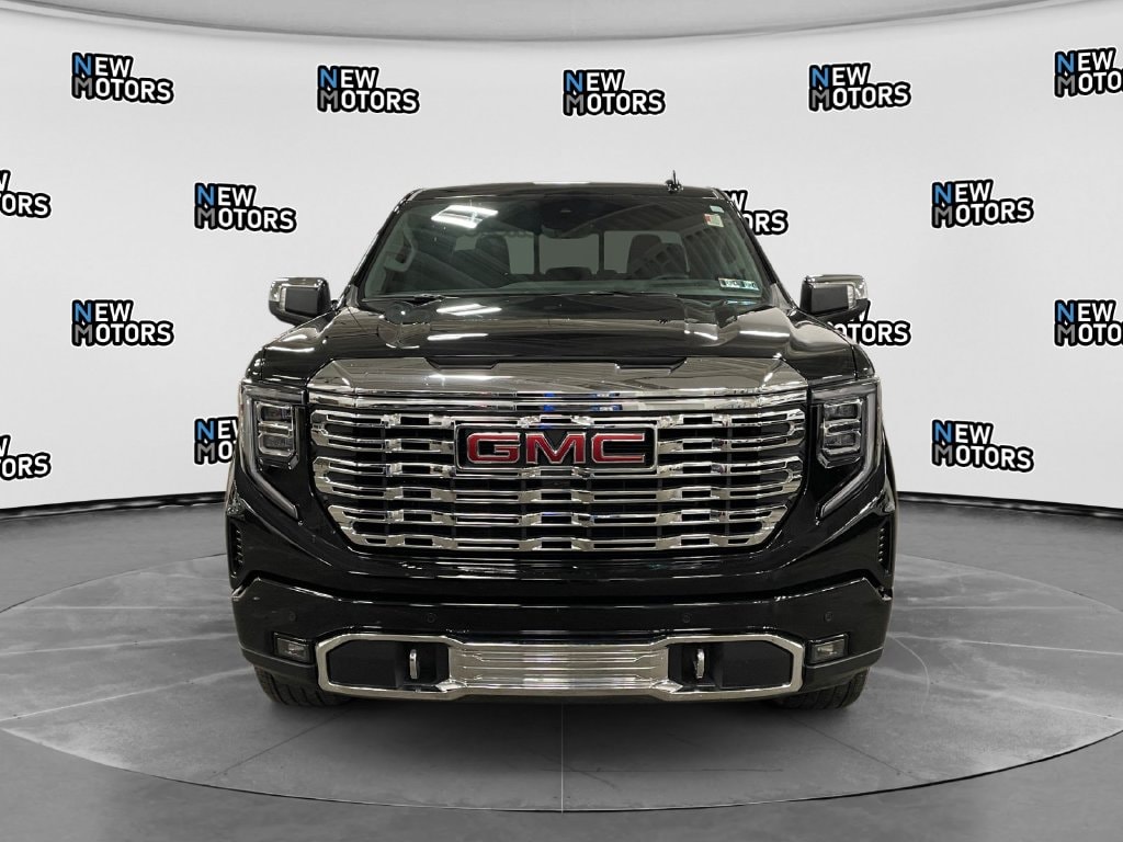 2026 GMC Sierra 1500 photo 8 of 16