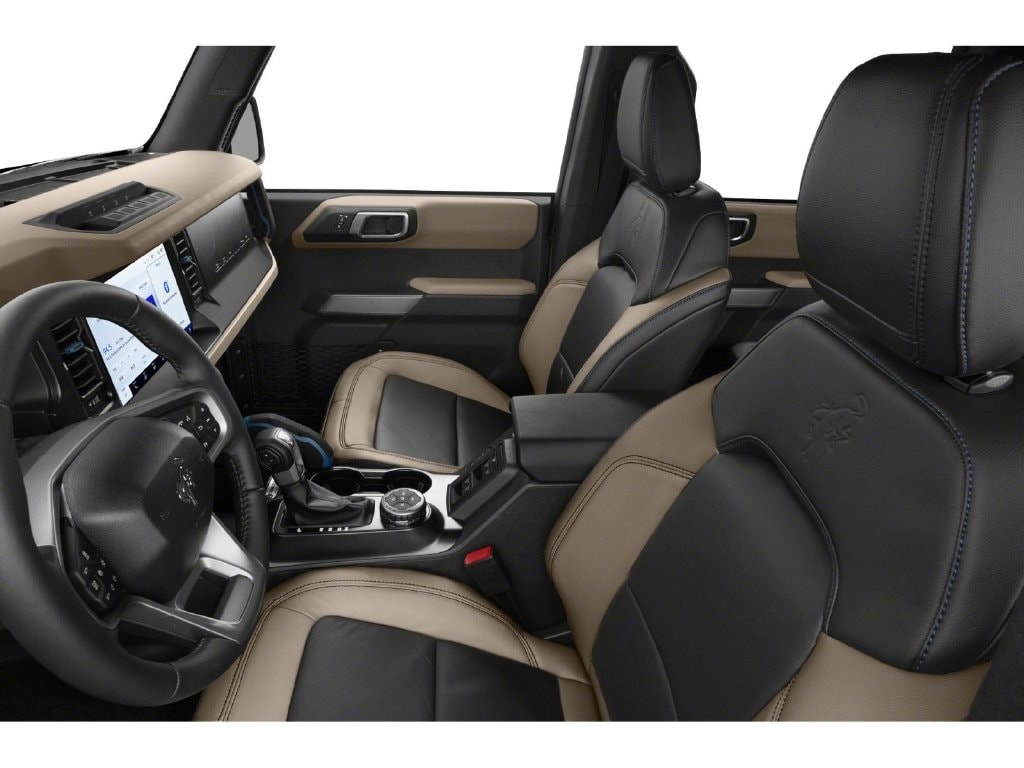 2022 Ford Bronco photo 6 of 12