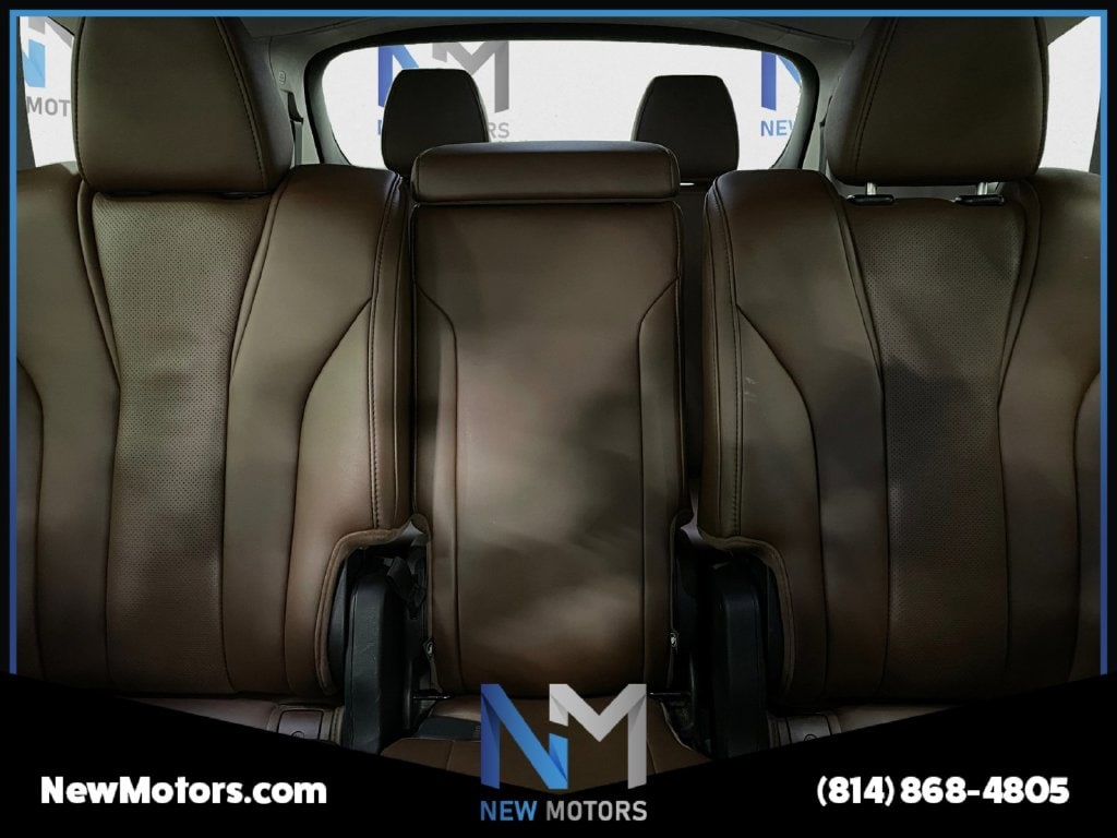 2022 Acura MDX photo 13 of 17