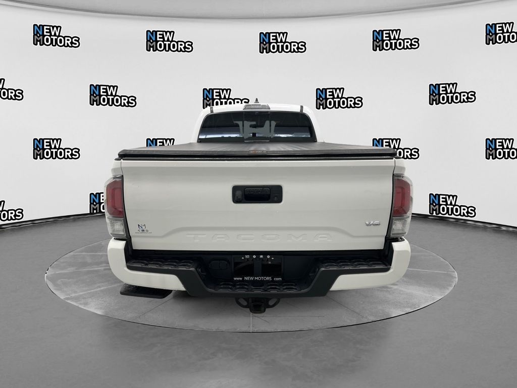 2022 Toyota Tacoma TRD Sport V6 White at Auto Express Rt. 8