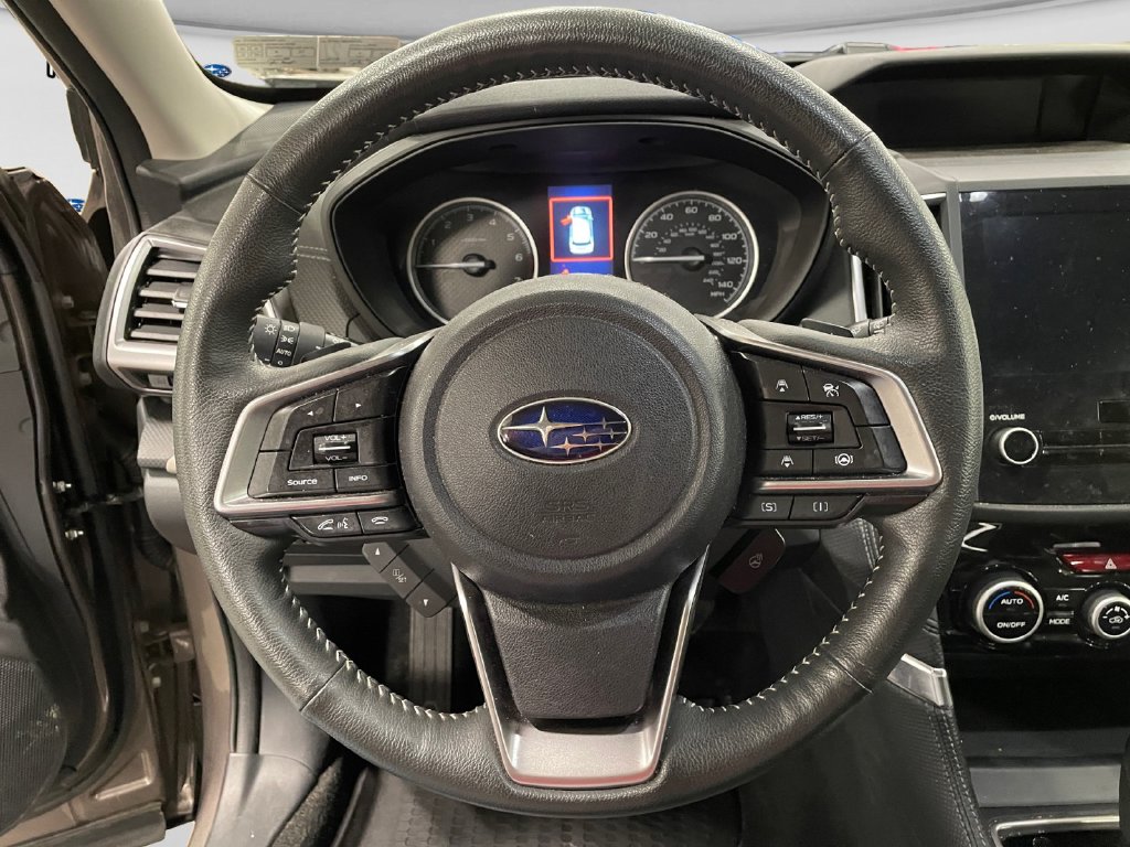 2024 Subaru Forester photo 12 of 17