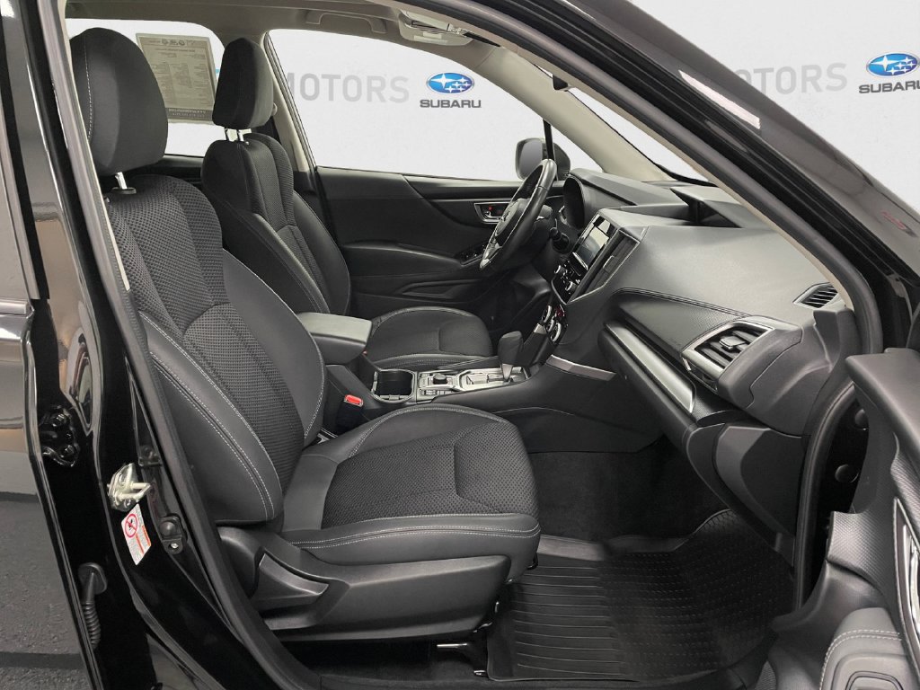 2019 Subaru Forester photo 13 of 15