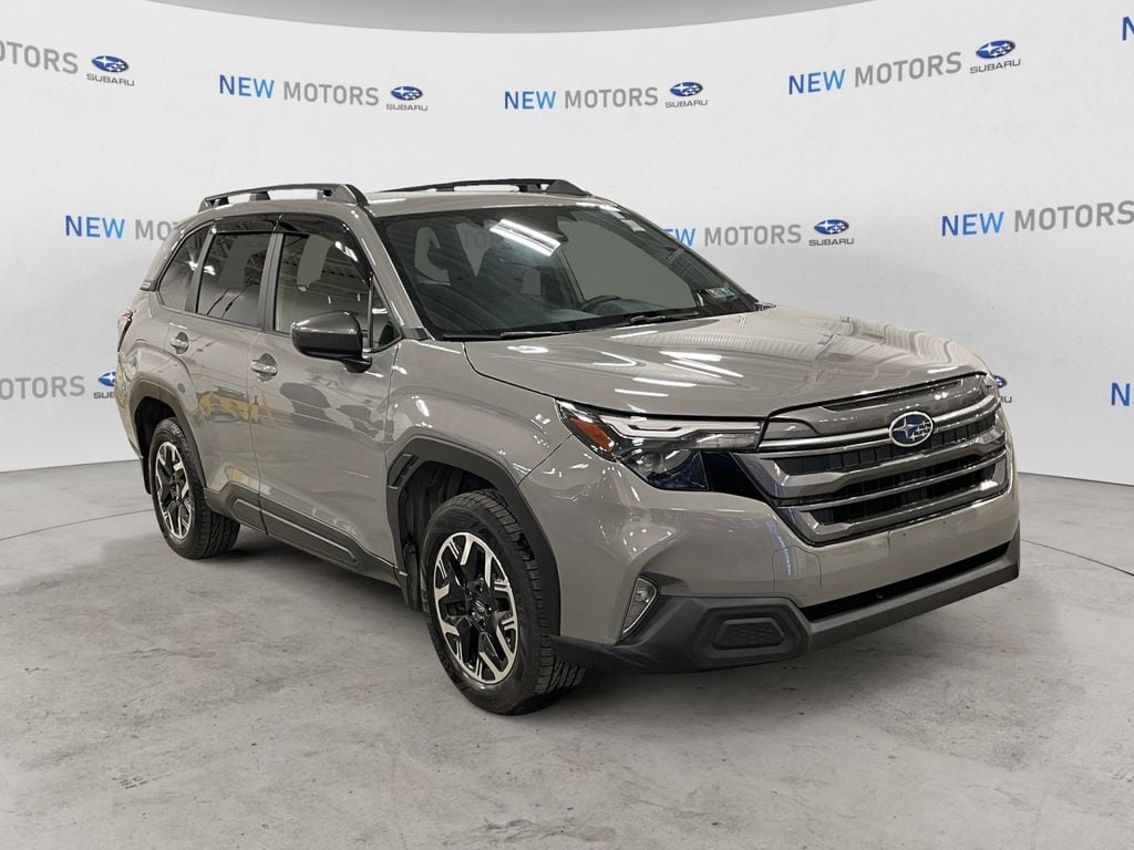 2025 Subaru Forester Premium Pearl at New Motors