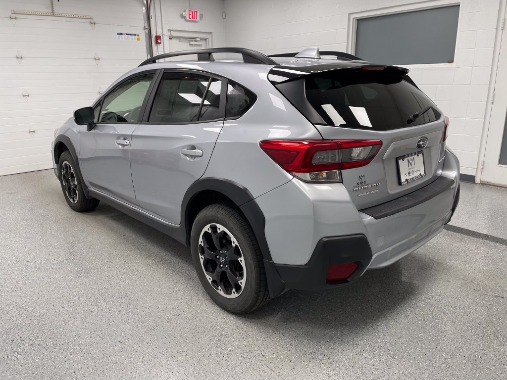2023 Subaru Crosstrek photo 8 of 14