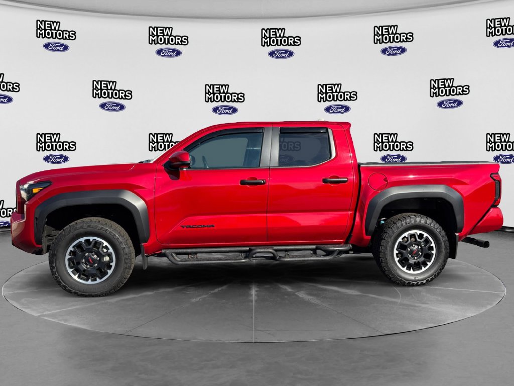 2024 Toyota Tacoma photo 2 of 16