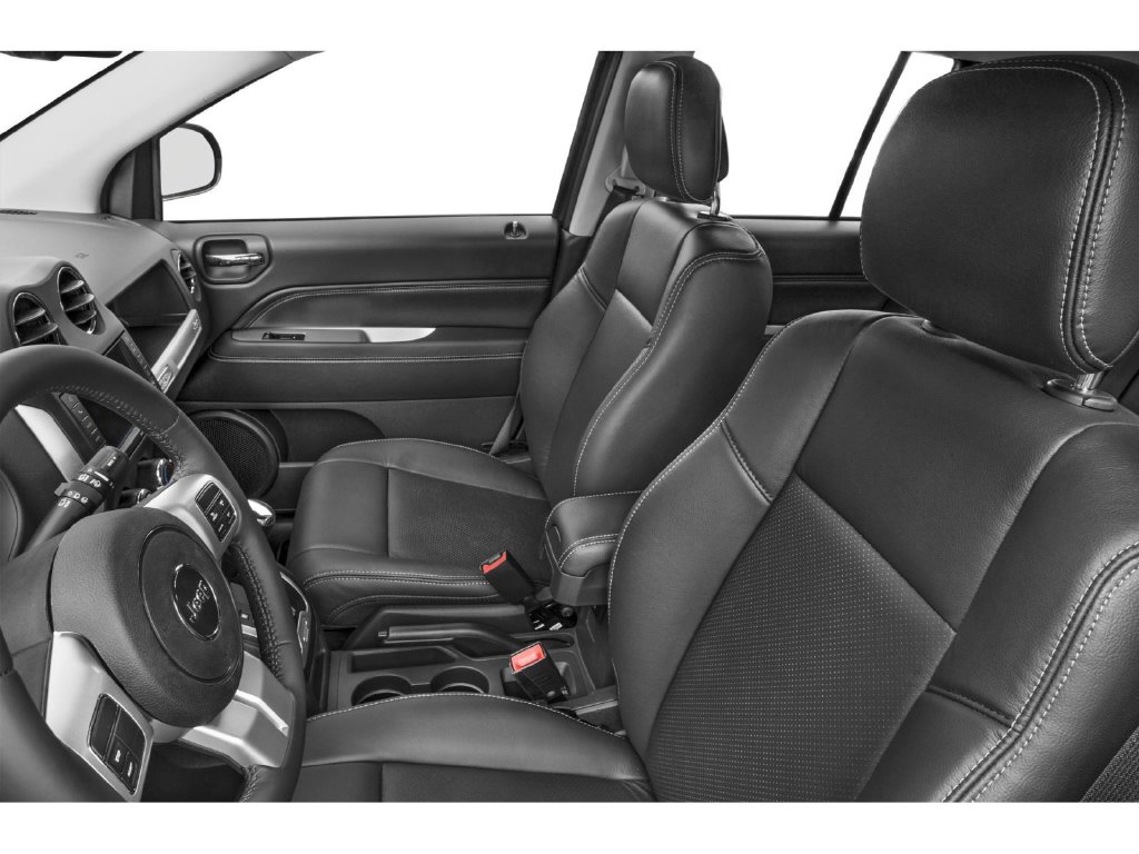 2015 Jeep Compass photo 6 of 10