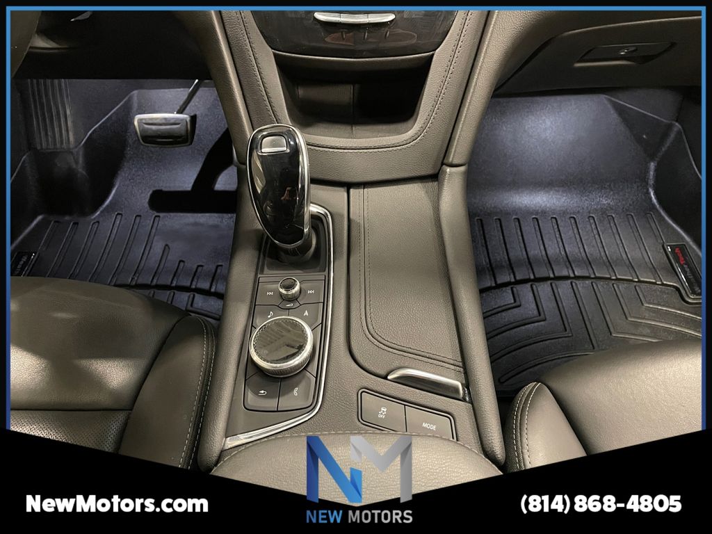 2022 CADILLAC XT5 Sport - 10