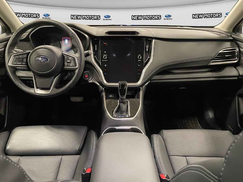 2025 Subaru Outback photo 10 of 17