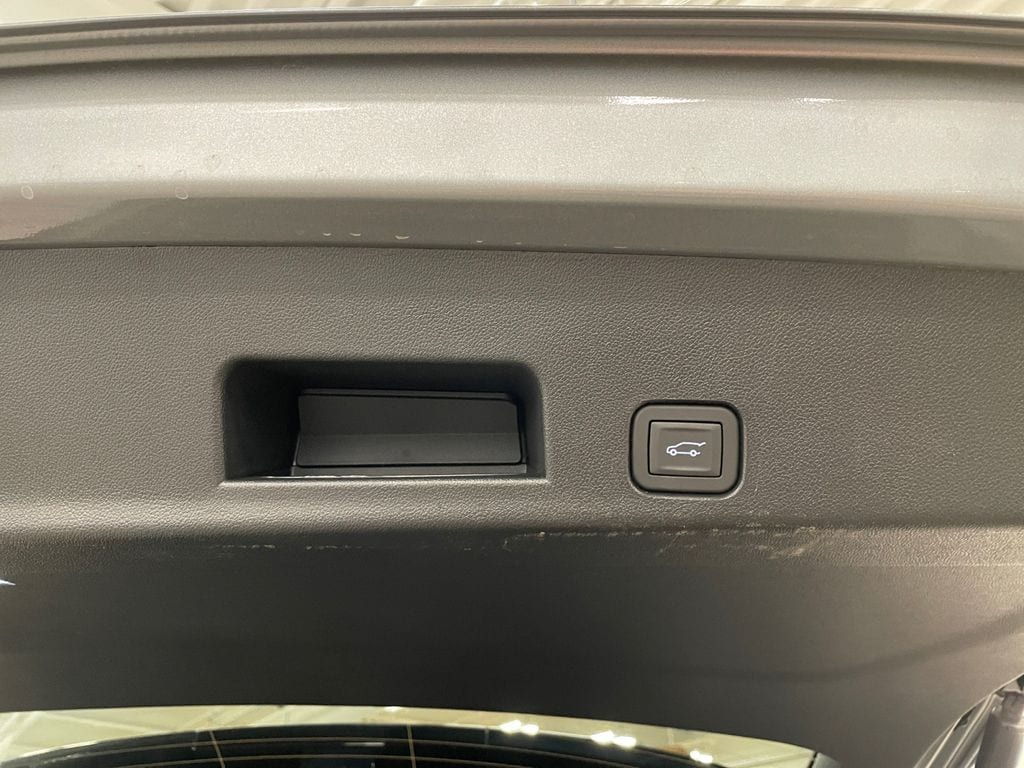2026 Chevrolet Traverse LT Sterling Gray at Nick Chevrolet