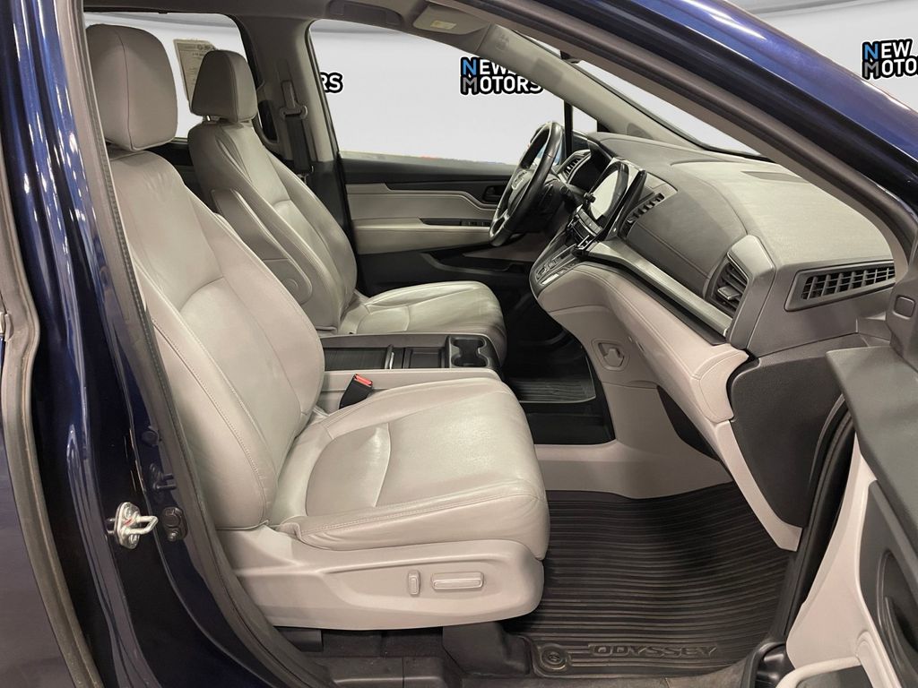 2018 Honda Odyssey EX-L Obsidian Blue Pearl at Washington Ford