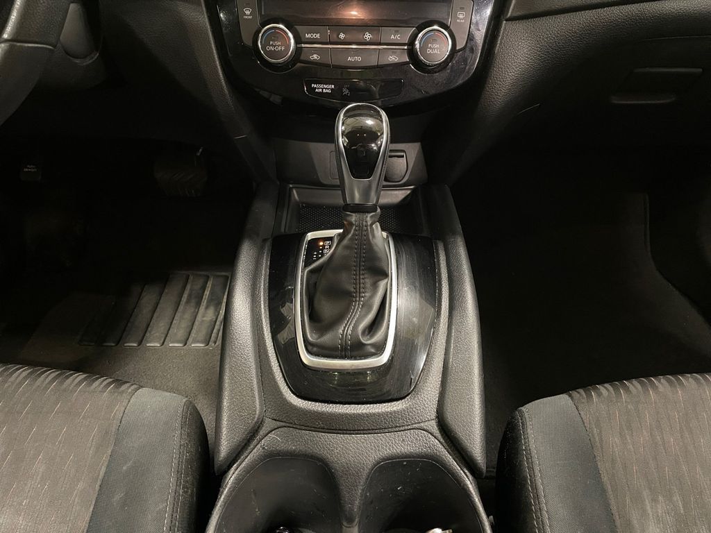 2018 Nissan Rogue SV Magnetic Black at Auto Express Rt. 8