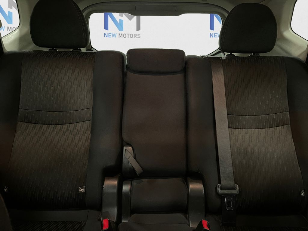 2018 Nissan Rogue SV Magnetic Black at Auto Express Rt. 8