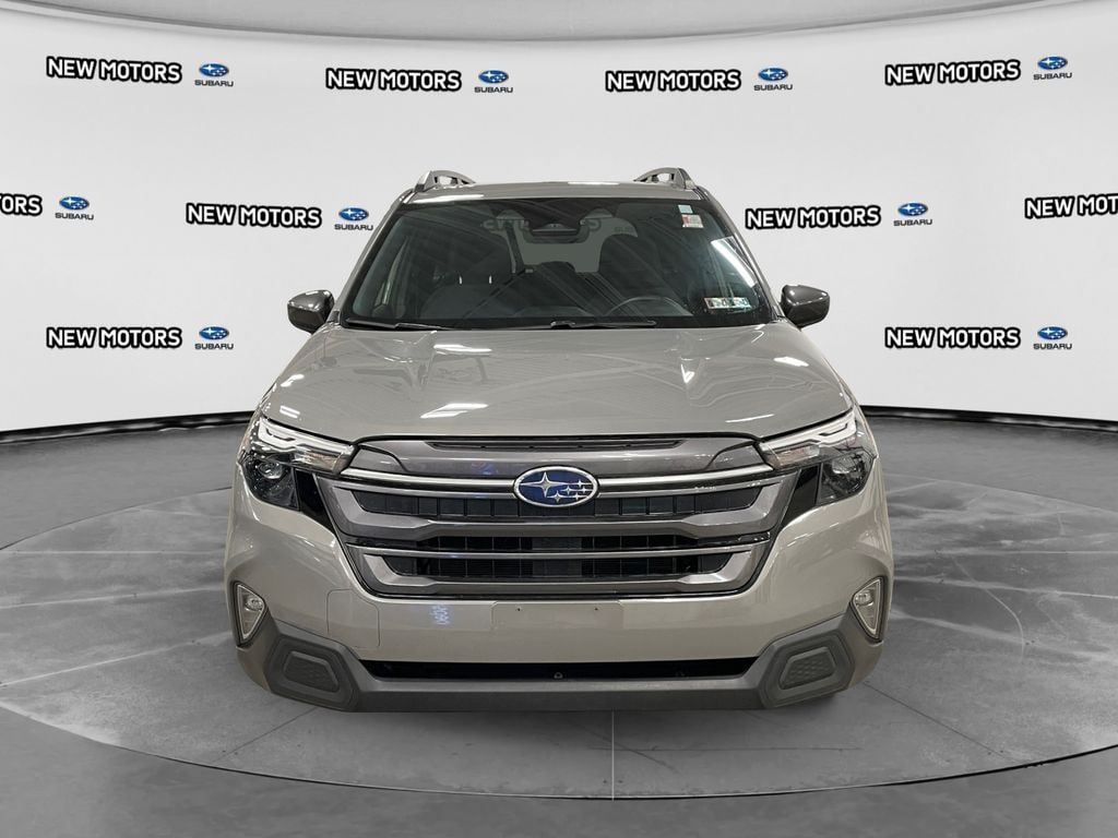 2025 Subaru Forester Premium Pearl at New Motors