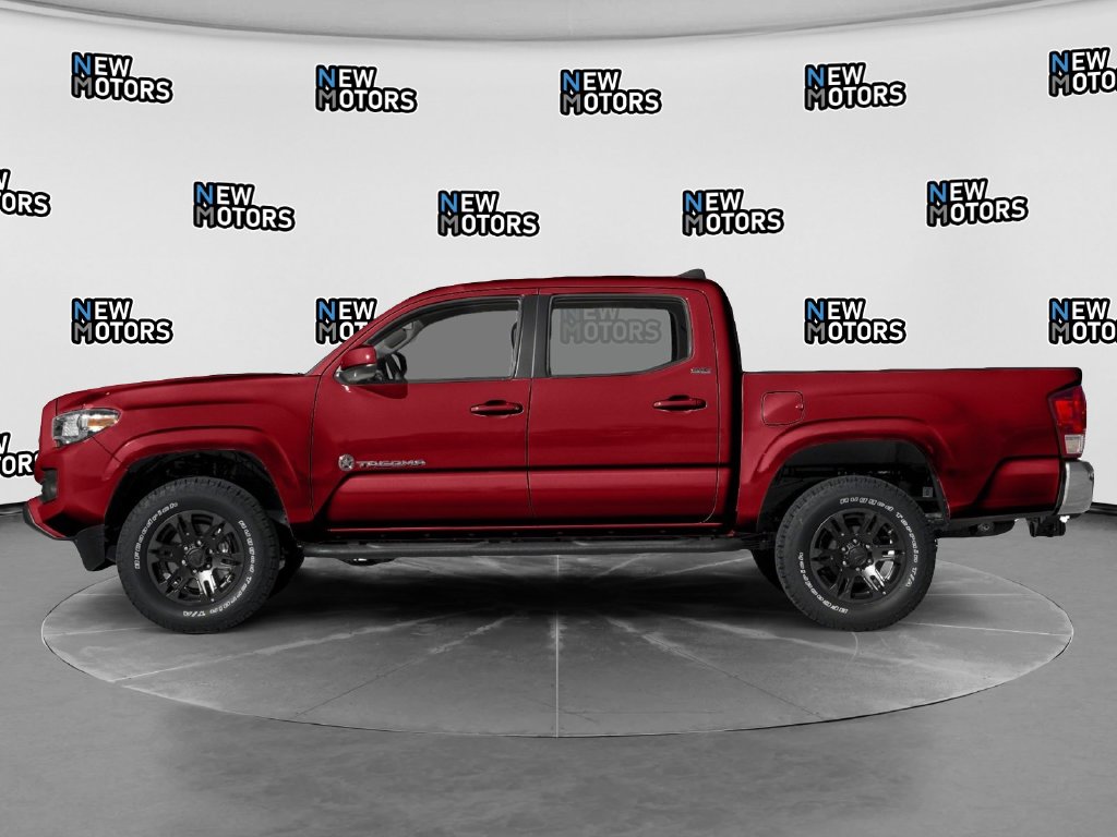 2017 Toyota Tacoma photo 3 of 10