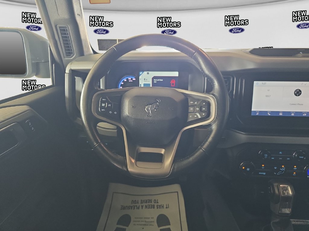 2022 Ford Bronco photo 13 of 17