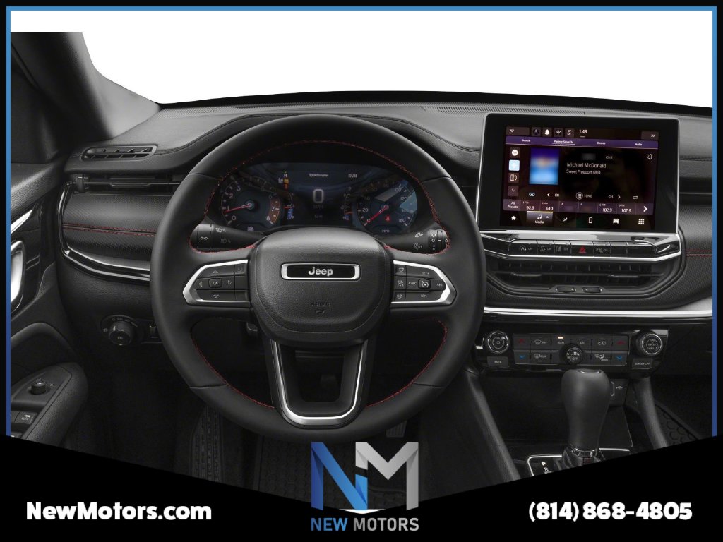 2023 Jeep Compass photo 4 of 11