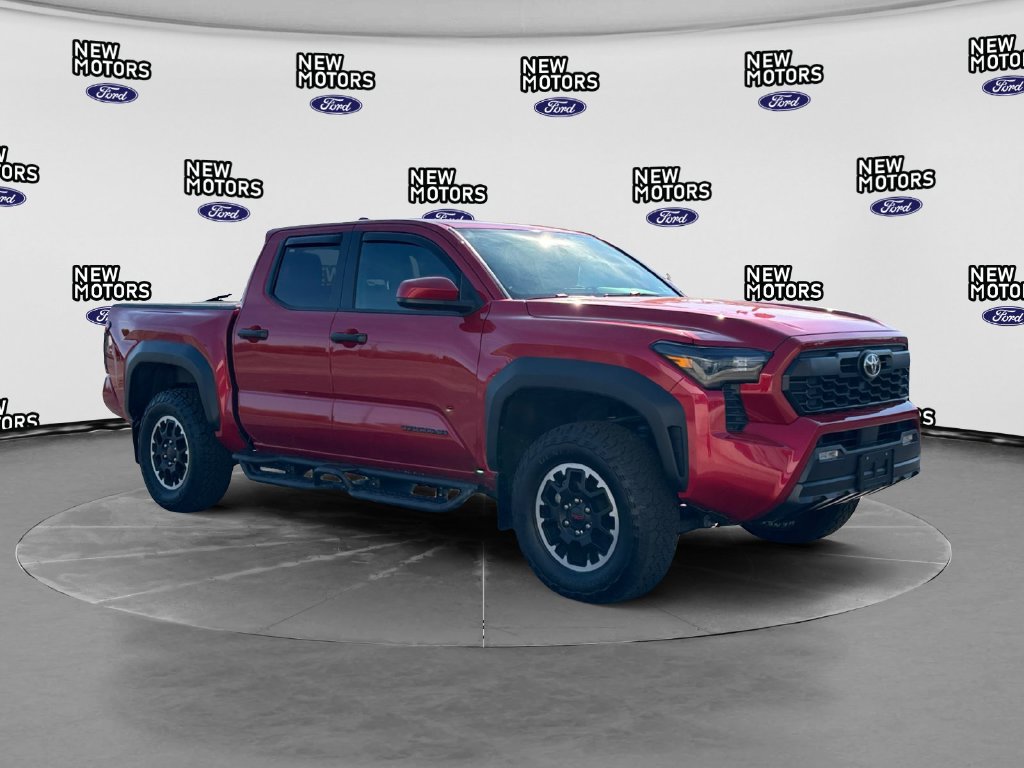 2024 Toyota Tacoma photo 8 of 16