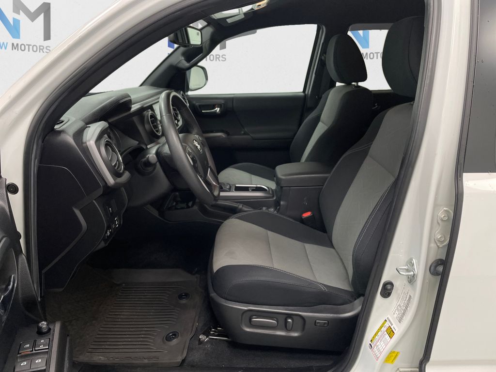 2022 Toyota Tacoma TRD Sport V6 White at Auto Express Rt. 8