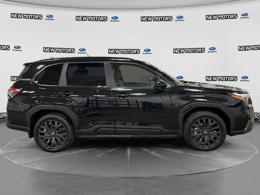 2026 Subaru Forester photo 7 of 18
