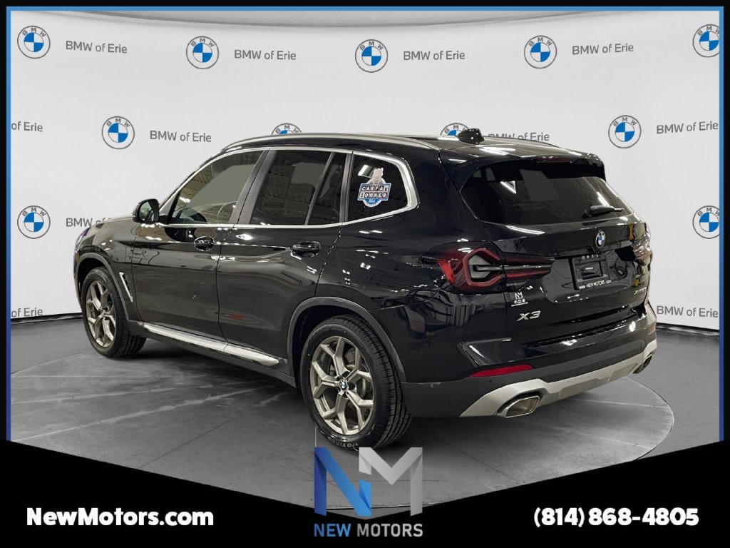 2022 BMW X3 photo 3 of 18