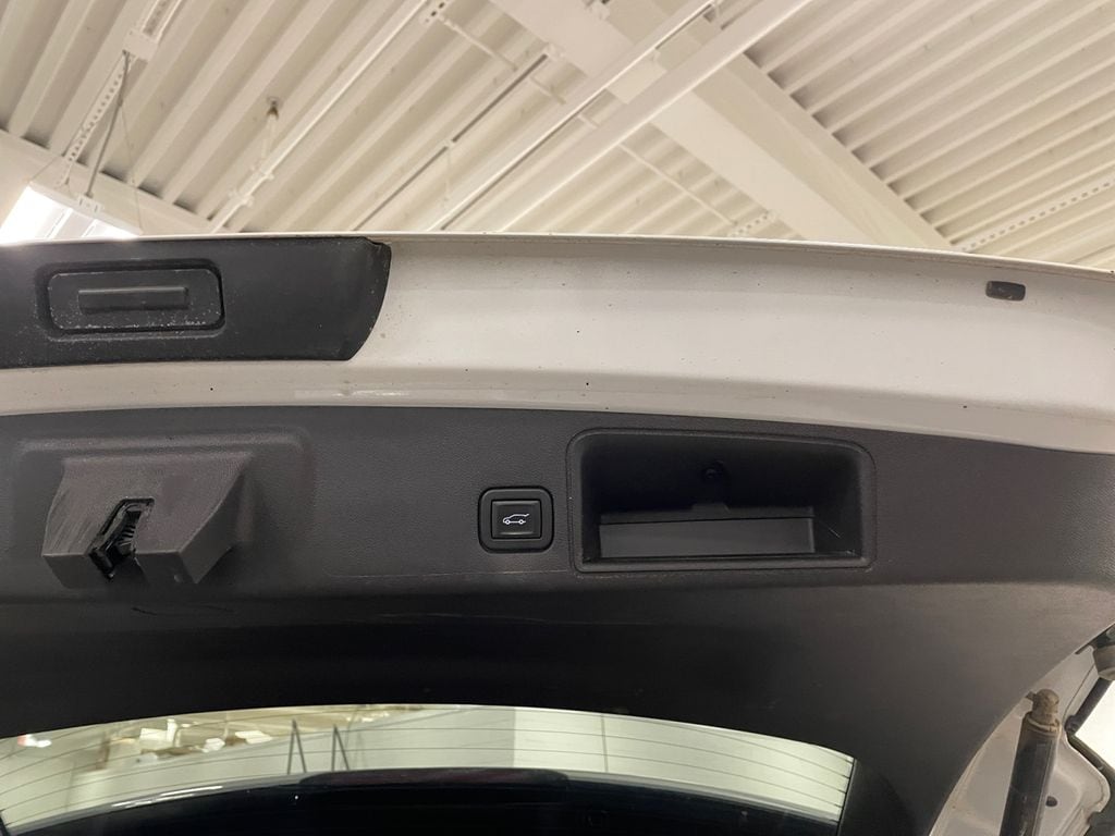 2022 GMC Terrain SLT White Frost at Solomon Chevrolet