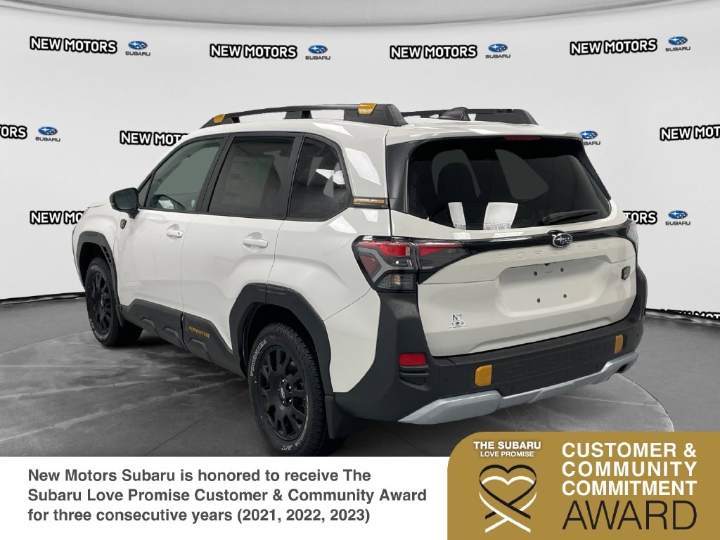 2026 Subaru Forester photo 2 of 18