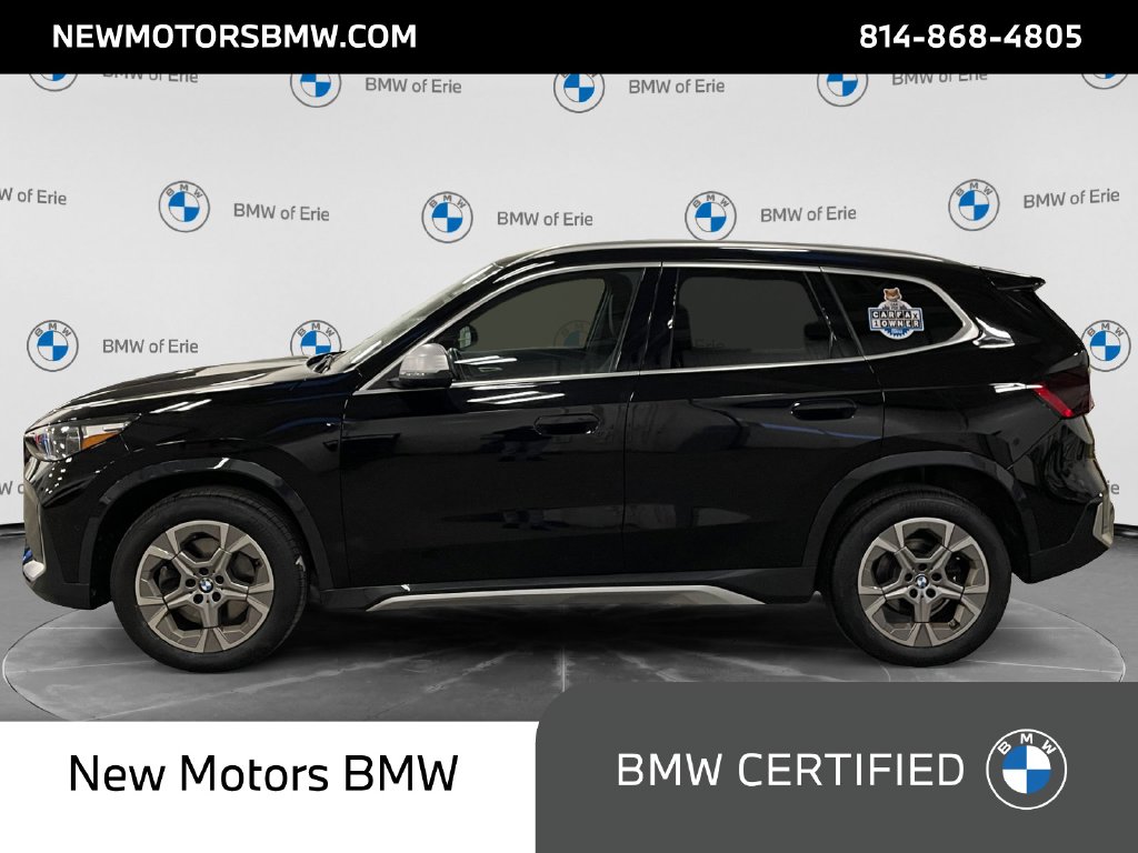 2023 BMW X1 photo 2 of 17