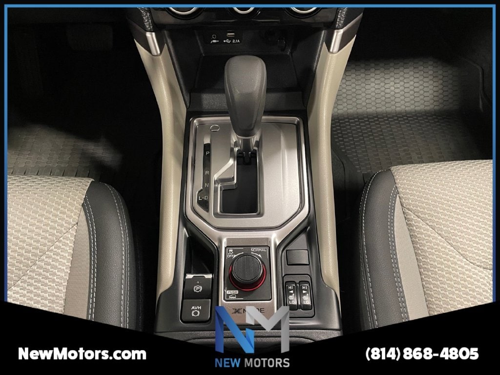 2021 Subaru Forester photo 11 of 17