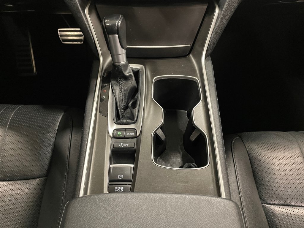 2021 Honda Accord photo 11 of 15