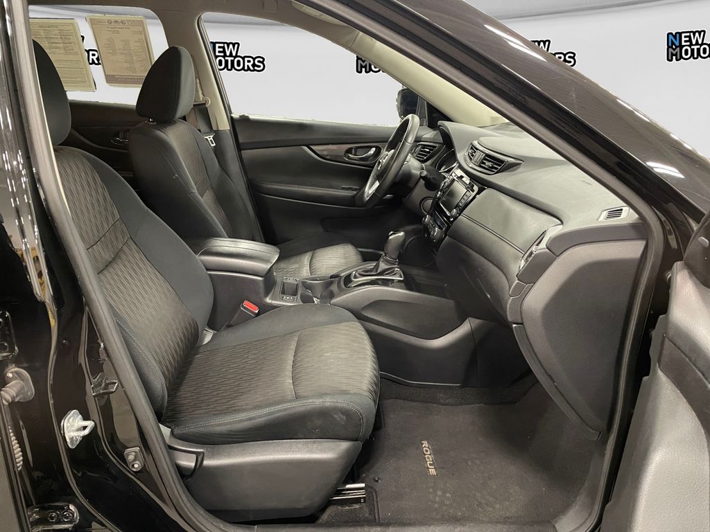 2018 Nissan Rogue SV Magnetic Black at Auto Express Rt. 8