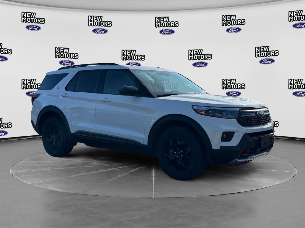 2024 Ford Explorer photo 8 of 16