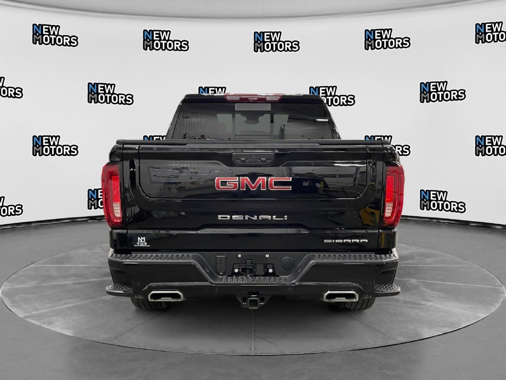 2026 GMC Sierra 1500 photo 4 of 16