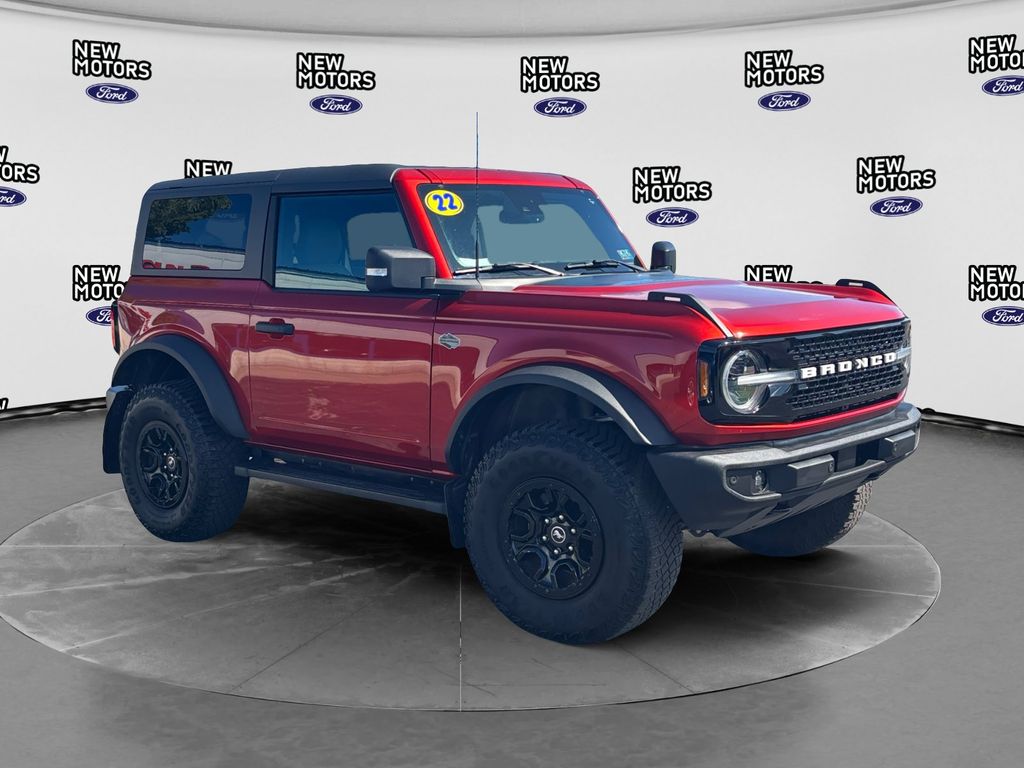 2022 Ford Bronco Outer Banks Advanced Chili Pepper Red at New Motors