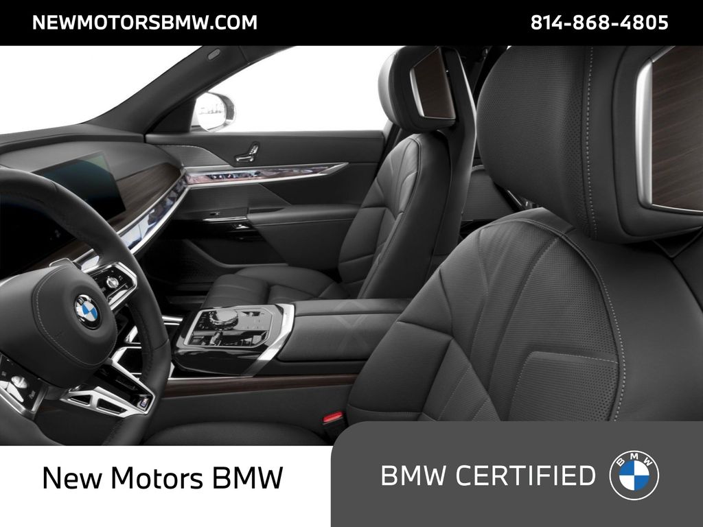 2023 BMW 760i xDrive - 5