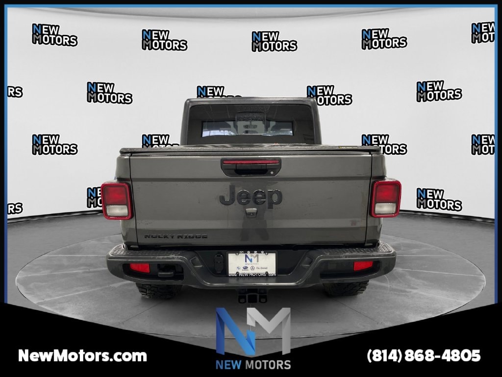 2023 Jeep Gladiator photo 3 of 14