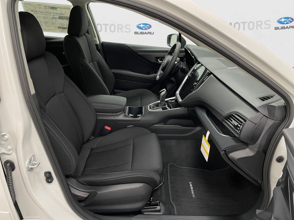 2025 Subaru Legacy Premium - Photo 18
