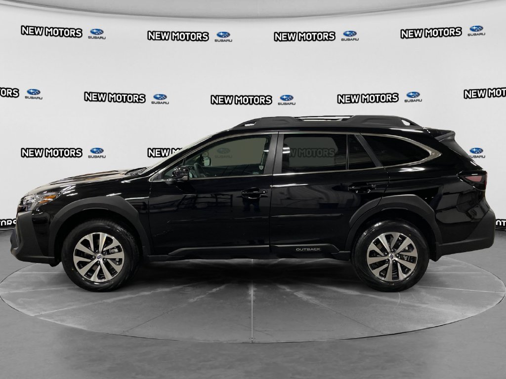 2025 Subaru Outback photo 2 of 15