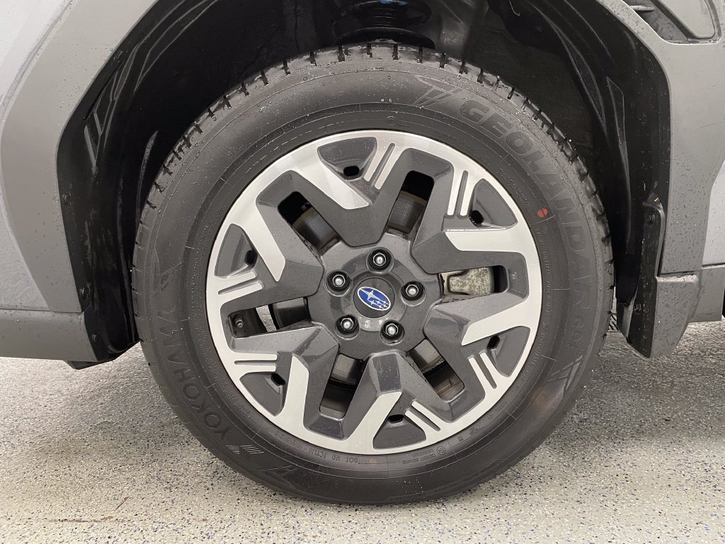 2026 Subaru Forester photo 5 of 14