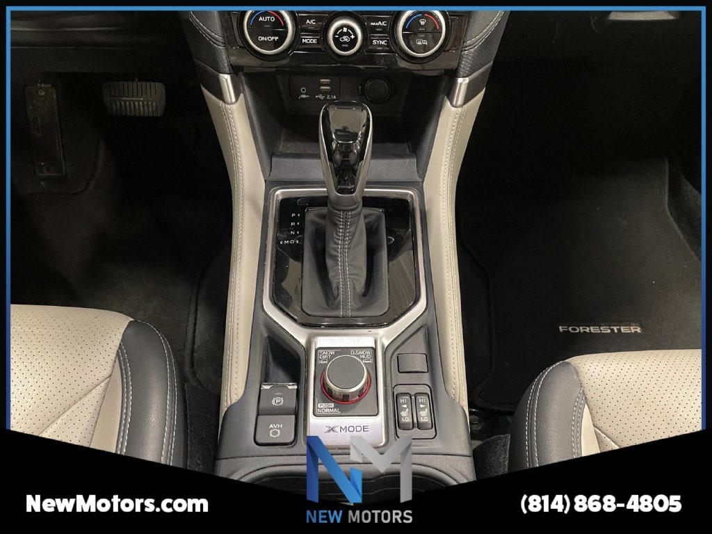 2023 Subaru Forester photo 11 of 17