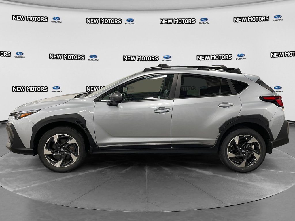 2024 Subaru Crosstrek photo 2 of 15