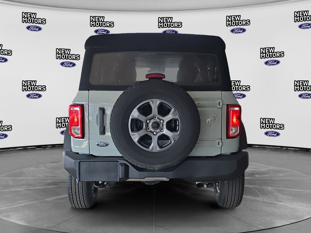 2022 Ford Bronco  Cactus at New Motors