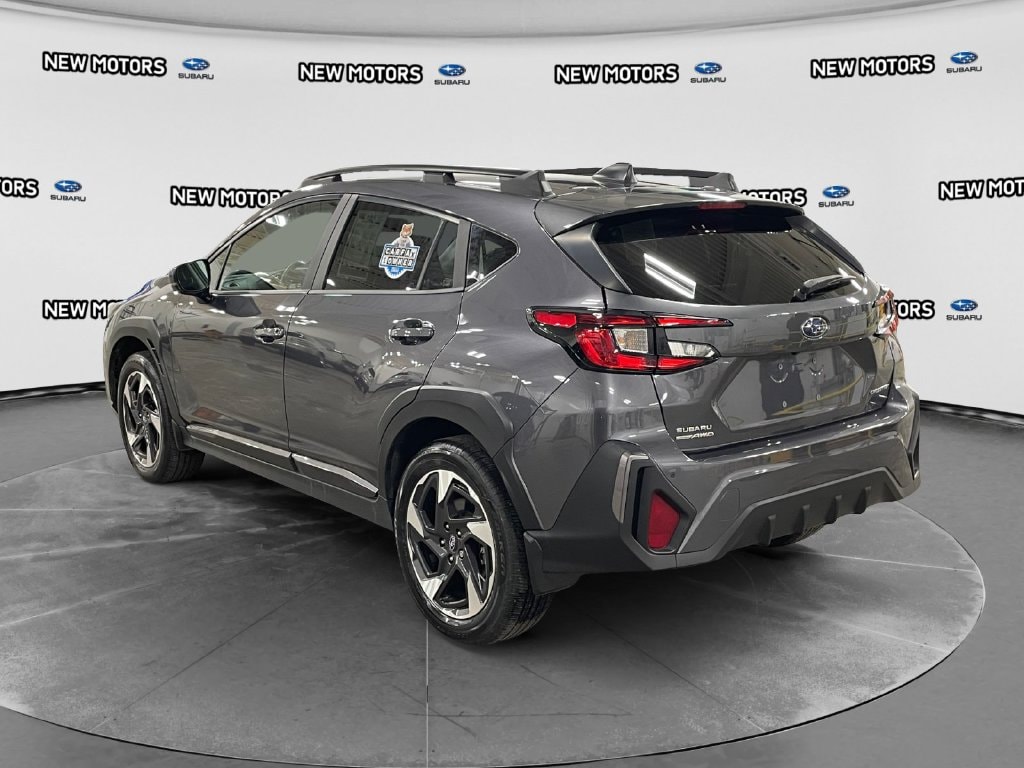 2024 Subaru Crosstrek photo 3 of 16