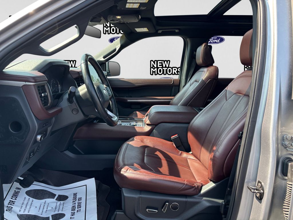 2022 Ford Expedition Limited - 9