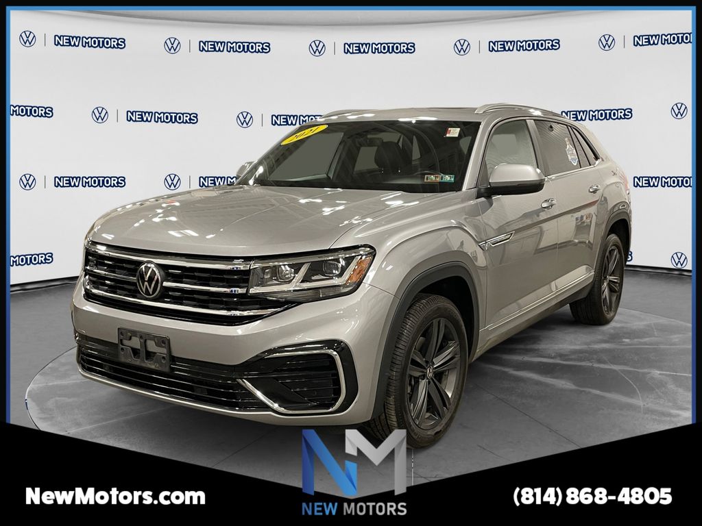 2021 Volkswagen Atlas Cross Sport 3.6L V6 SE w/Technology R-Line 4MOTION Pyrite Silver at New Motors