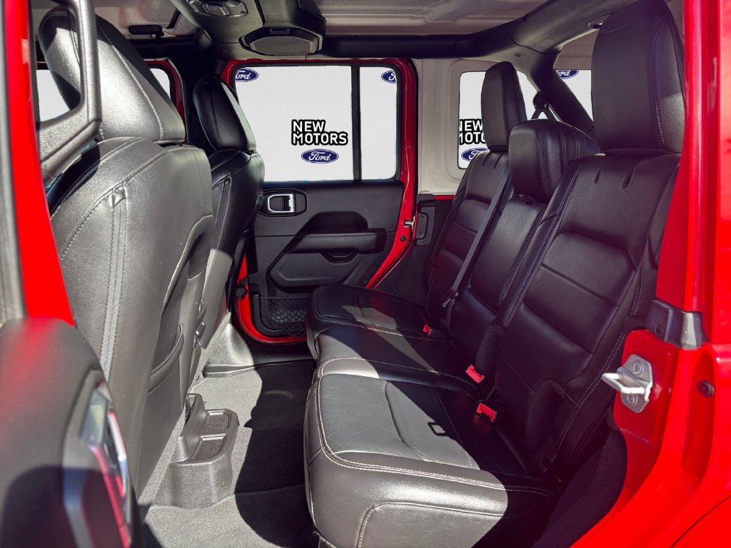 2019 Jeep Wrangler photo 14 of 16