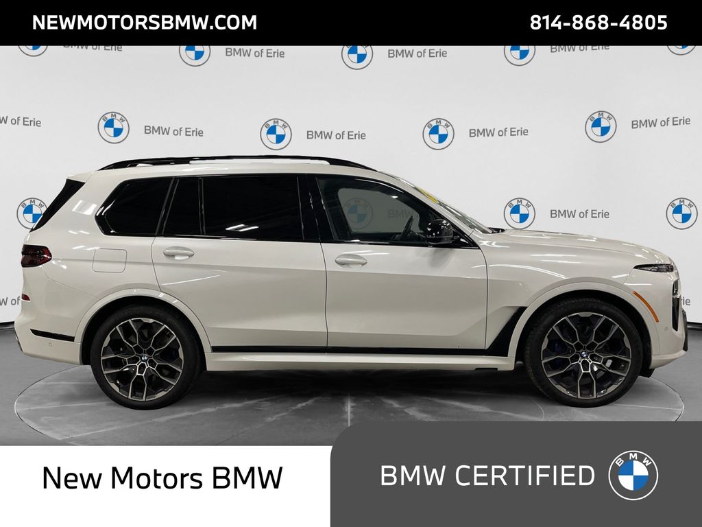 2024 BMW X7 M60i White Metallic at South Park Mitsubishi