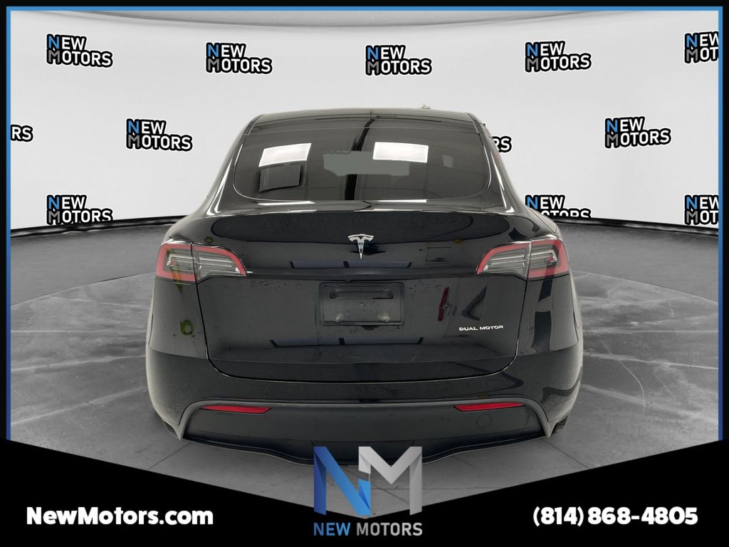 2022 Tesla Model Y Long Range - 2