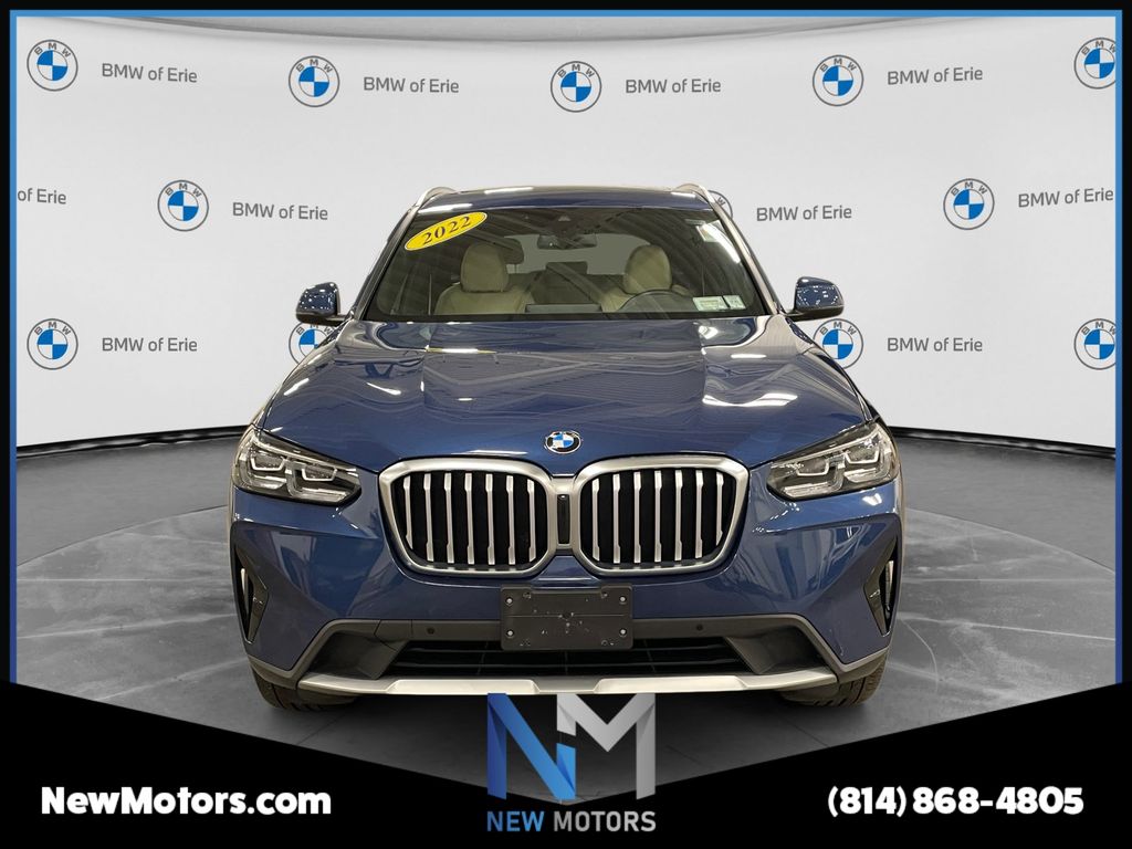 2022 BMW X3 photo 8 of 17