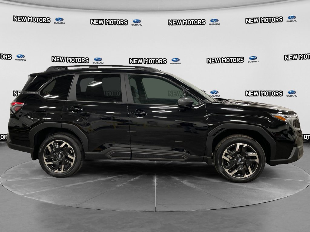 2026 Subaru Forester photo 7 of 18